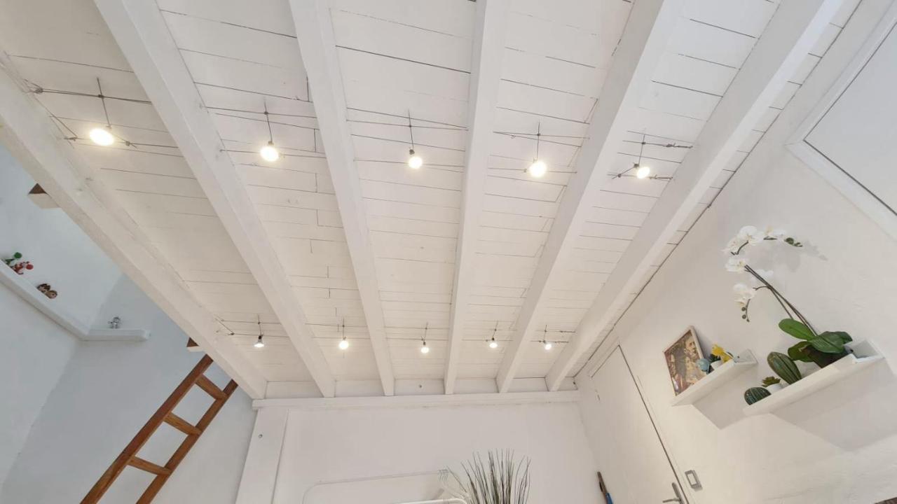 Gregbnb - T2 Climatise Mezzanine - Atypique - Centre Ancien 土伦 外观 照片